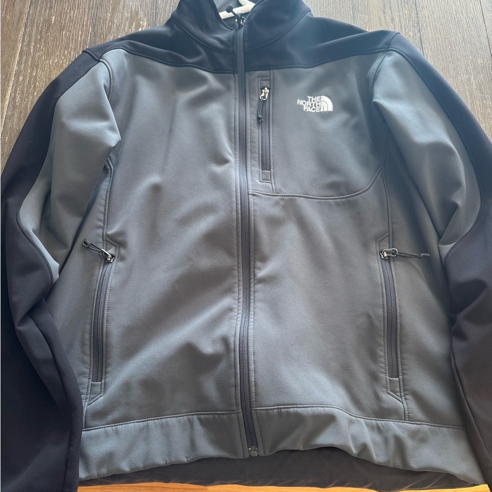 The North Face Men's Black and Gray Performance Jacket